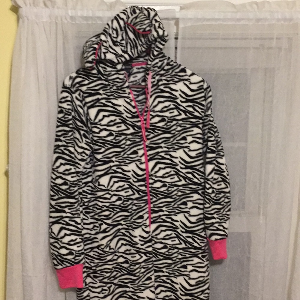 Wetseal 🦓Adult onesie feet less pajamas
